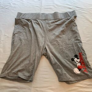 3X Shorts with Mickey Mouse Design